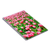 Gebied van roze Tulpen Notitieboek (Rechterzijde)