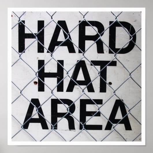 Gebied voor harde Pet onder Chain-Link Fence Poster (Voorkant)