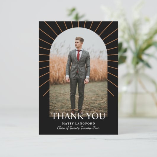 Gebogen Klasse van Afstuderen Foto Bedankkaart (Staand voorkant)