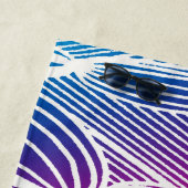 gebogen regenbooglijnen strandlaken (In situ)