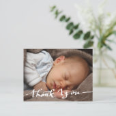 Geboorteaankondiging Bedankt Modern Script Photo Briefkaart (Staand voorkant)