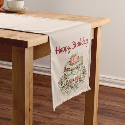 Geboortedag met  roze ventilator Verdroogde Cake Korte Tafelloper (Voorbeeld)