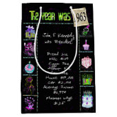 Geboortejaar 1963: Trivia op zwart Medium Cadeauzakje (Voorkant)