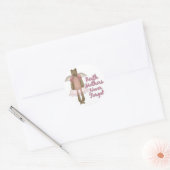 Geboortemoeders vergeten nooit Teddybeerontwerp Ronde Sticker (Envelop)
