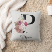 Geborduurd Roze Boho Bloemstuk Initiaal P Kussen (Deken)