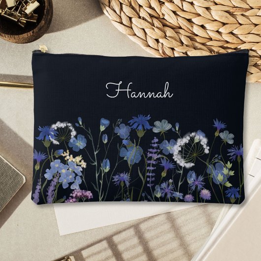 Geborduurde blauwe aquarel wilde bloem etui