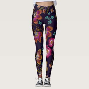 Geborduurde bloemen: mode naadloos patroon leggings
