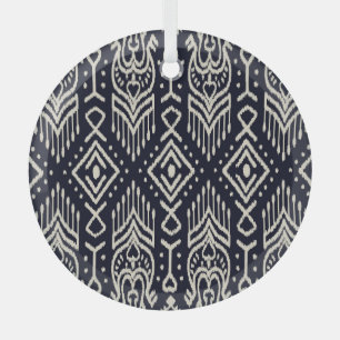 Geborduurde Ikat stof: etnische elegantie. Glas Ornament