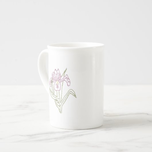 Geborduurde Iris Bone China Kop (Links)
