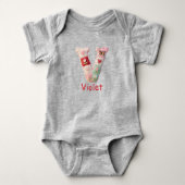 Geborduurde Patchwork Initiaal Letter V Babykamer Romper (Voorkant)