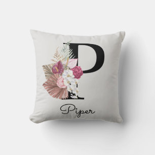 Geborduurde Roze Boho Bloem Initial P Kussen