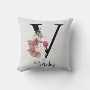 Geborduurde Roze Boho Bloem Initial V Kussen