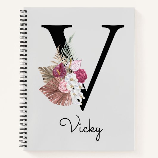 Geborduurde Roze Boho Bloemige Initiaal V Notitieboek (Voorkant)