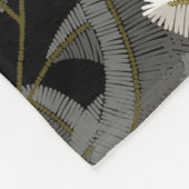 Geborduurde takken: zwart-wit print. fleece deken (Hoek)