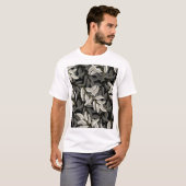 Geborduurde takken: zwart-wit print. t-shirt (Voorkant volledig)