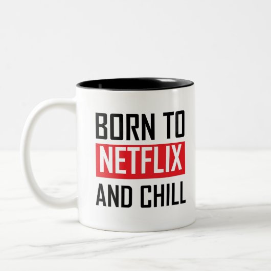 Geboren aan netflix en chill quote tweekleurige koffiemok (Links)