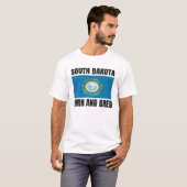 geboren en gefokte Zuid-Dakota vlag T-shirt (Voorkant volledig)