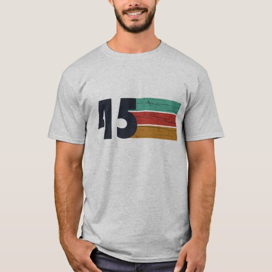 Geboren in 1945  80ste verjaardagscadeau t-shirt (Voorkant)
