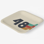 Geboren in 1948 verjaardag papieren bordje (Gebogen)