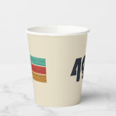 Geboren in 1949 jaar papieren bekers (Links)