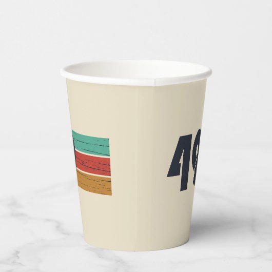 Geboren in 1949 jaar papieren bekers (Rechts)