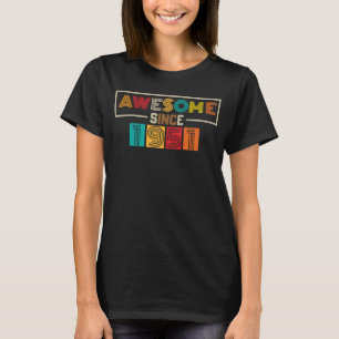 Geboren in 1951  Retrokostuum van Geweldige sinds T-shirt
