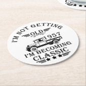 Geboren in 1957  ronde kartonnen onderzetter (Gebogen)