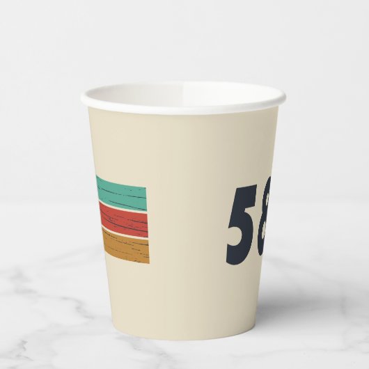 Geboren in 1958  papieren bekers (Links)