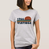 Geboren in 1966 op  verjaardag t-shirt (Voorkant)