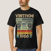 Geboren in 1966 Radio Retro, 1966 Birthday Gift T-shirt (Voorkant)