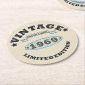 Geboren in 1969  verjaardagscadeau ronde kartonnen onderzetter (Gebogen)