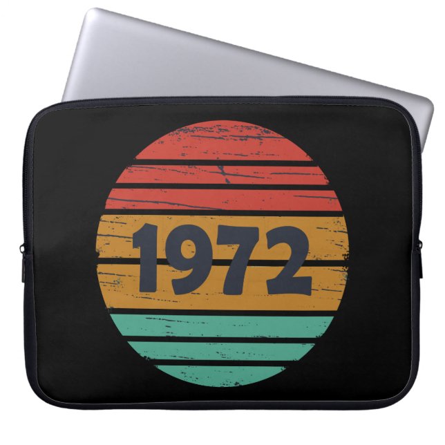 Geboren in 1972  verjaardagscadeau laptop sleeve (Voorkant)