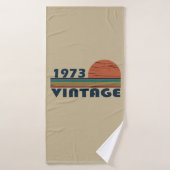 Geboren in 1973  verjaardagscadeau badhanddoek (Badhanddoek)