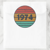 Geboren in 1974  50ste verjaardagsfeest ronde sticker (Tas)