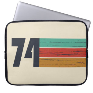 Geboren in 1974  verjaardagscadeau laptop sleeve