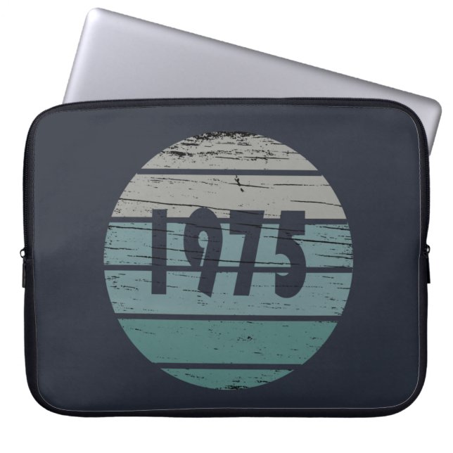 Geboren in 1975  50ste verjaardagscadeau laptop sleeve (Voorkant)
