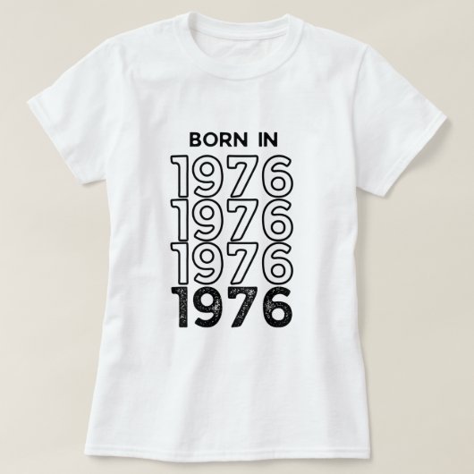 Geboren in 1976 Basic T-Shirt (Design voorkant)