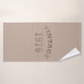 Geboren in 1976 op  verjaardag badhanddoek (Badhanddoek)