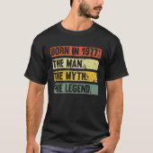 Geboren in 1977 Retro Man Myth Legend Verjaardag V T-shirt (Voorkant)