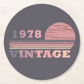 Geboren in 1978  verjaardagscadeau ronde kartonnen onderzetter (Voorkant)