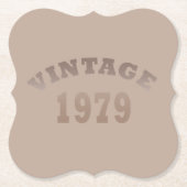 Geboren in 1979 op  verjaardag kartonnen onderzetters (Voorkant)