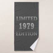 Geboren in 1979 Verjaardag Limited Edition Gift Badhanddoek (Badhanddoek)