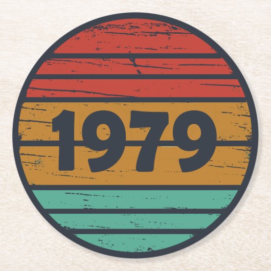 Geboren in 1979  verjaardagscadeau ronde kartonnen onderzetter (Voorkant)
