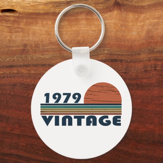 Geboren in 1979  verjaardagscadeau sleutelhanger (Voorkant)