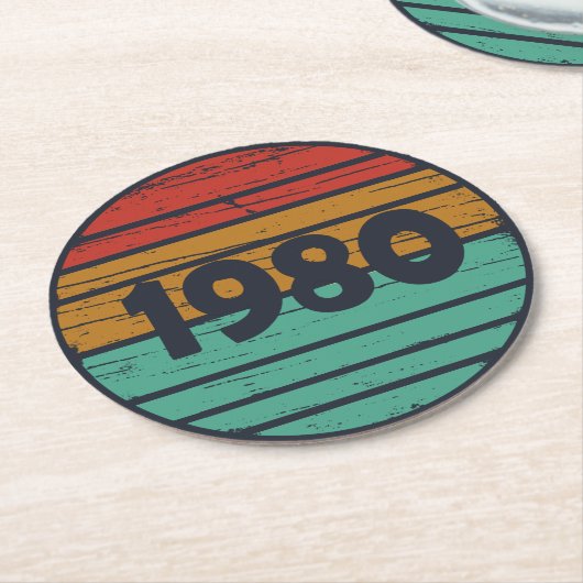 Geboren in 1980  verjaardagscadeau ronde kartonnen onderzetter (Gebogen)