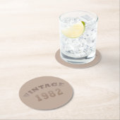 Geboren in 1982 op verjaardag ronde kartonnen onderzetter (Insitu)