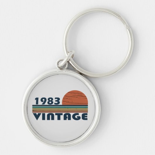 Geboren in 1983 op  verjaardag sleutelhanger (Voorkant)