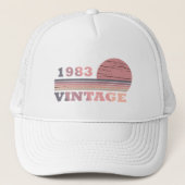 geboren in 1983  verjaardag roze en paars trucker pet (Voorkant)