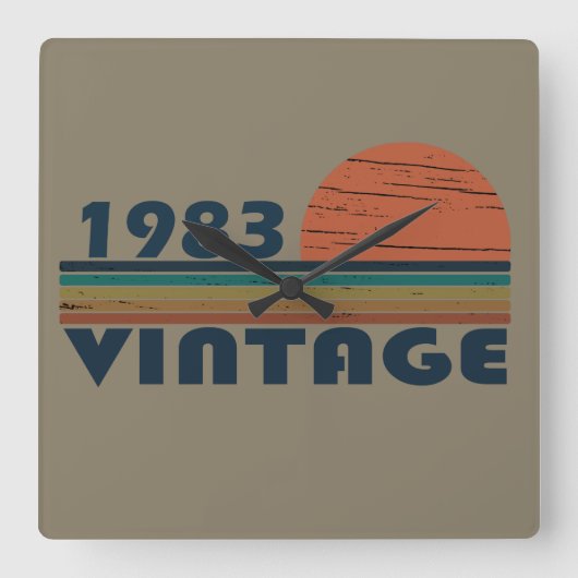 Geboren in 1983  verjaardagscadeau vierkante klok (Voorkant)