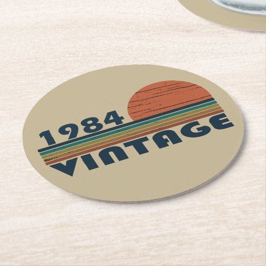 Geboren in 1984  verjaardagscadeau ronde kartonnen onderzetter (Gebogen)